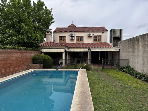 Casa En Barrio San Bernardo