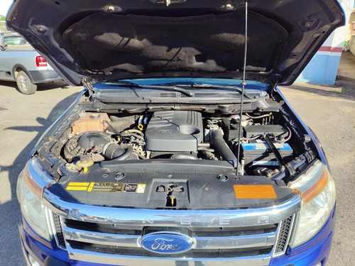 Ford Ranger 3.2 Limited Cab. Dupla 4x4 Aut. 4p