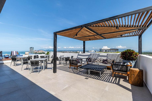 Departamento En Venta En Colonia Zona Hotelera Norte, Puerto Vallarta, Jalisco