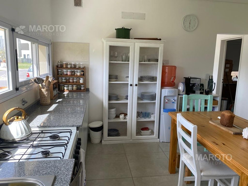 Imagen 20 de 30 de Casa En Alquiler De Temporada- Oportunidad - Maroto Propiedades-