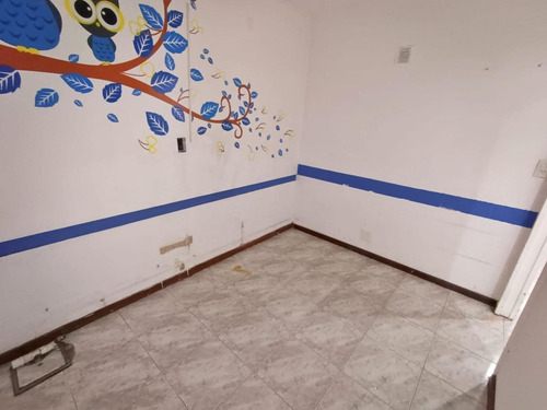 Imagen 8 de 13 de Local 60 M2 S/avda *oportunidad*