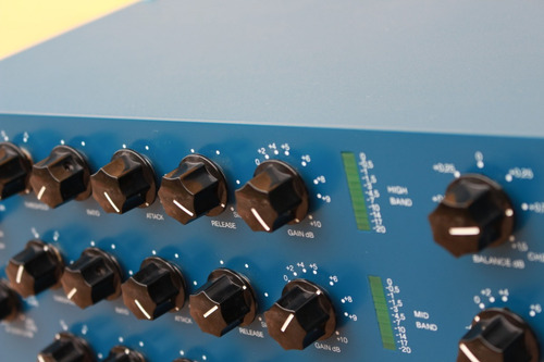 Imagem 4 de 9 de Tube-tech Smc-2b Estéreo Multi-banda Tubo Compressor Lydkraf