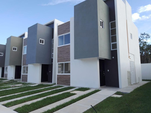 Imagen 1 de 30 de Casa En Venta En Villas Bonanza, Playa Del Carmen A 13 Minut