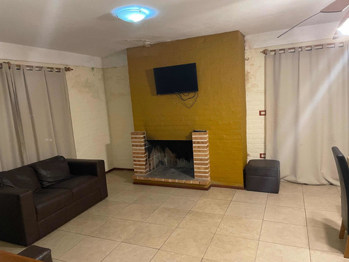 Alquilo Piriapolis Linda Casa En Ona Residencial Muy Cerca Del Mar 2 Dormitorios Amplios Lugar Para El Auto Parrillero Totalmente Equipada Para 6 Personas