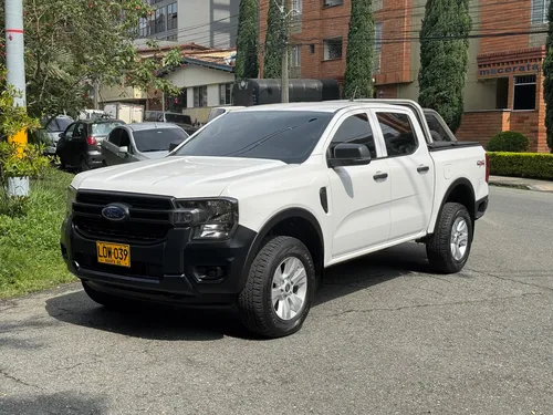 Ford Ranger 2.0 XL MT 4x4