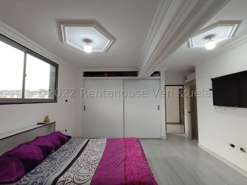 Imagen 12 de 23 de Apartamento En Venta Urb. El Bosque, Las Delicias, Maracay, 22-23909 Mv
