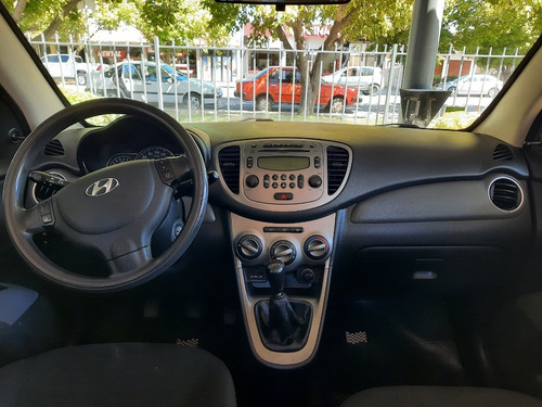Imagen 11 de 13 de Hyundai I10 1.2 2011