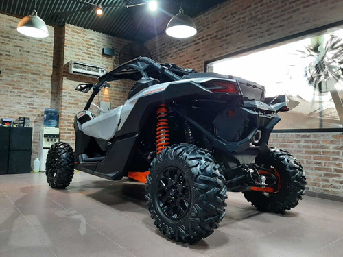 Imagen 8 de 15 de Maverick X3 Can Am 120 Hp