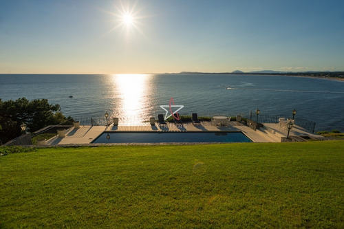 Casa, 5 Dormitorios, Punta Ballena, Venta Y Alquiler- Ref: 382