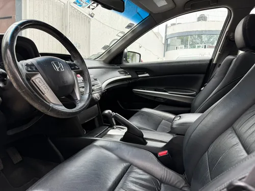 Honda Accord EXL sedan at