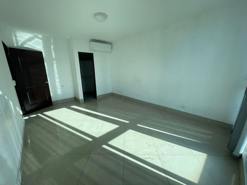 Imagen 9 de 21 de Venta De Apartamento De 156 M2 En Ph Kolosal Towers, San Francisco 22-7595gg