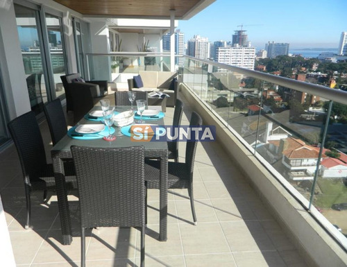 Imagen 3 de 30 de Brava, Edificio Con Servicios