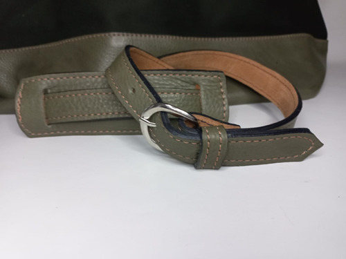 Imagen 3 de 5 de Bolso De Viaje Combinado En Gabardina Y Cuero Marca Lazo