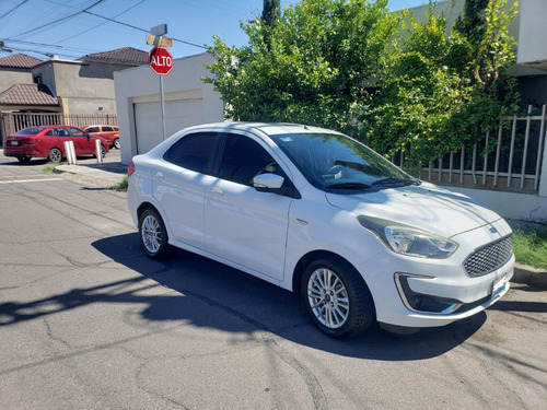 Ford Figo 1.5 Titanium Sedan At