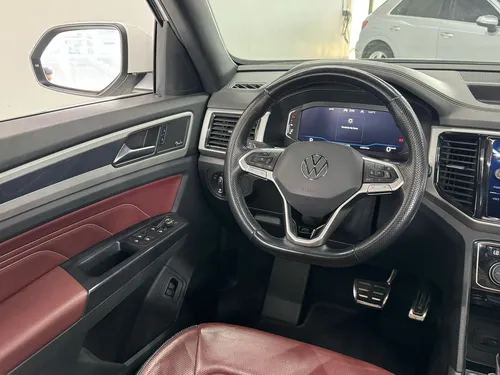 Volkswagen Cross Sport 3.6 Fsi V6 R-Line Auto 4Wd