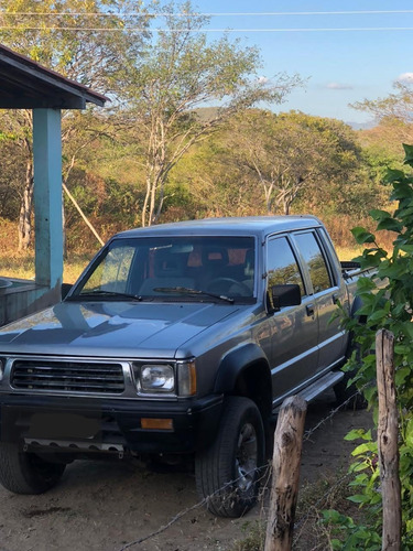 Mitsubishi L200 2.5 Td 4x4 Cd 4p