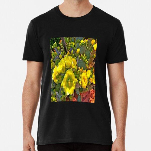 Remera Flores De Cactus Amarillas De Iritof Algodon Premium