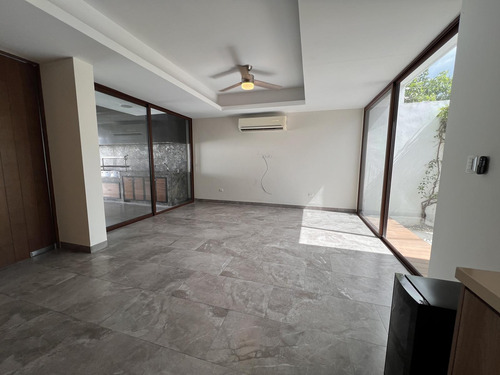 Casa En Venta Merida, Temozon Norte De 1 Planta, Entrega Inmediata.