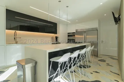 Casa En Venta En Los Naranjos