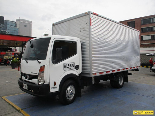 Furgon  Nissan Cabstar 