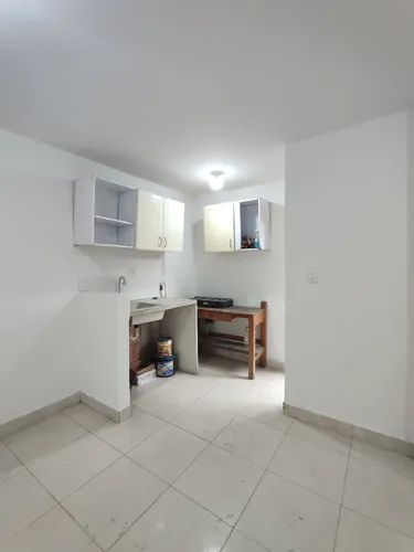 Casa En Venta En Lomitas. Cod V30779