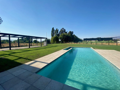 Moderna Casa Nueva En Venta 5 D En Suite Más Servicios.