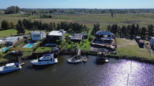 Marina Santa Lucia - Barrio Cerrado - Boating Club -