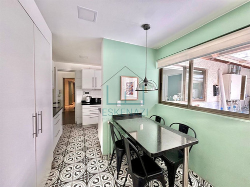 Remodelada!! Impecable Casa En Venta De 5 Dorm. La Dehesa.