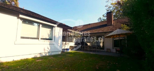 Venta Casa, Ubicación Privilegiada Sector Borde Río,vitacura