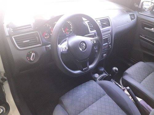 Volkswagen Suran 2017 1.6 Track