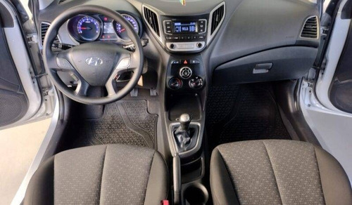 Imagem 4 de 13 de Hyundai Hb20 1.0 Comfort 12v Flex 4p Manual