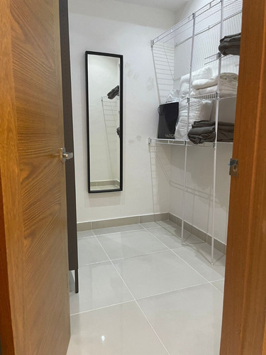 Imagen 16 de 20 de Apartamento Amueblado De 1 Habitación 2 Baños 1 Parqueo Excelentes Condiciones Planta Full