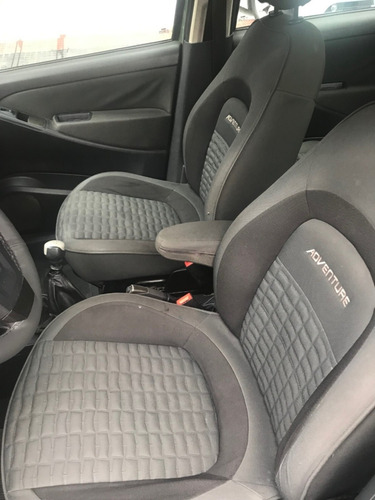 Fiat Idea 2013 1.8 16v Adventure Flex 4 Portas