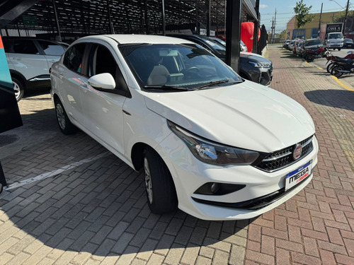 Fiat Cronos 1.8 Drive 16v Flex Aut. 4p