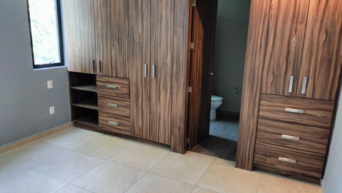 Casa En Renta En Zibata Queretaro