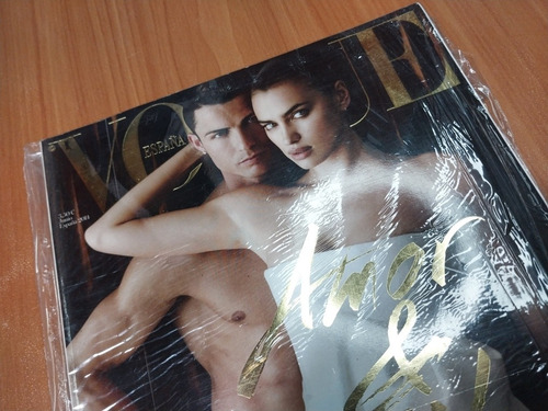 Imagen 4 de 6 de Revista Vogue España Cristiano Ronaldo Mundial Colección