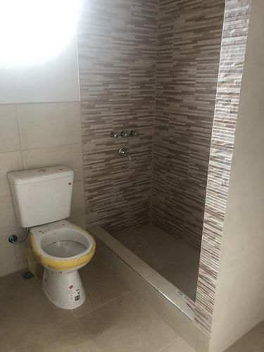 Imagen 14 de 24 de Condominio - Casa Duplex - Venta - Castelar Norte - 3 Ambientes