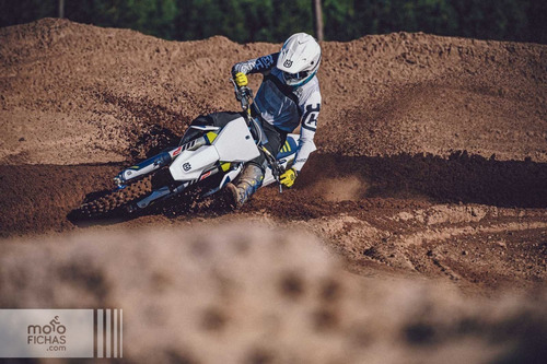 Imagen 17 de 19 de Husqvarna Fc 250 2022 Cross 0km Concesionario Exclusivo