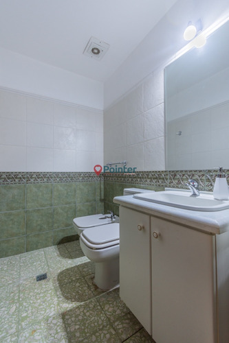 Excelente Casa En Carrasco 4 Dormitorios. Garaje Doble