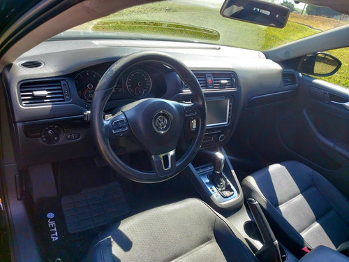 Imagem 11 de 12 de Volkswagen Jetta 2.0 4p Flex Confortline Automático