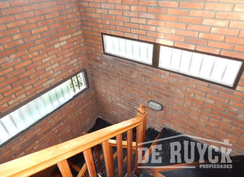 Imagen 11 de 17 de Local Con Vivienda En Venta En Quilmes Oeste