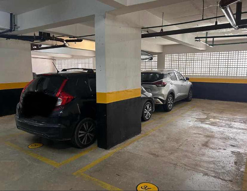 Apartamento 2 Dormitórios Sendo 1 Suite, Com 2 Vagas Fixas
