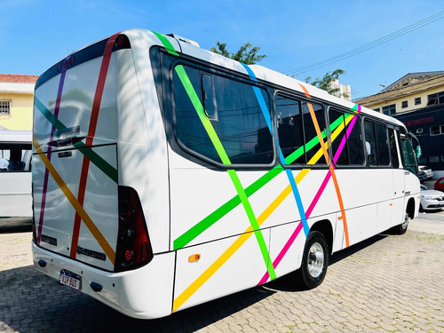 Imagem 7 de 15 de Micro Com Banheiro Ar Condic 15/16 M. Benz L0-916