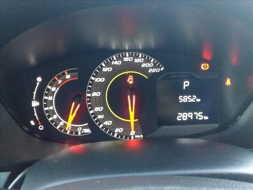 Imagem 7 de 10 de Spin 1.8 Activ 8v Flex 4p Automático