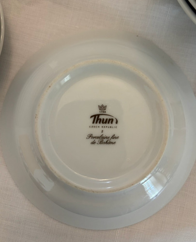 Juego De Vajilla Thun - 119 Piezas De Porcelana Azul Modelo De La Cebolla (Usado)