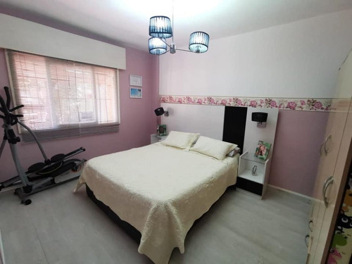 Imagen 7 de 10 de Permuta - Casa Ph Al Frente De 3 Ambientes En Venta - Castelar Norte