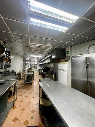 Venta Fondo De Comercio De Amplio Y Emblematico Restaurante En Los Altos Mirandinos Carrizal Rz