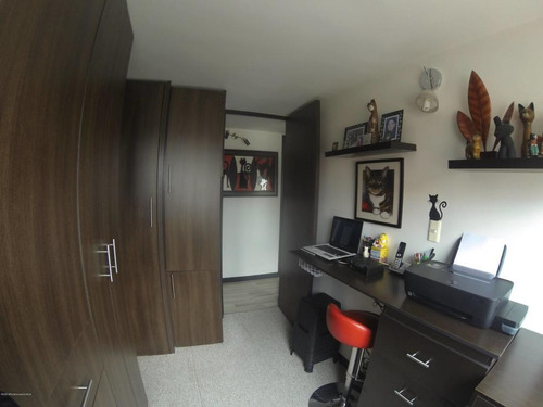 Apartamento En Nueva Castilla Rah Co: 21-1290