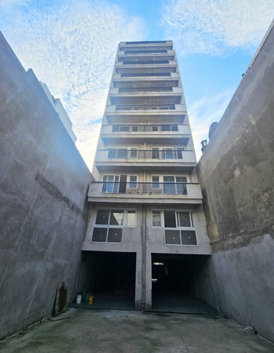 Venta 2 Ambientes Sobre Av. Cordoba