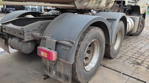 Imagem 13 de 25 de Volvo Fh 540 6x4 Ano 2012